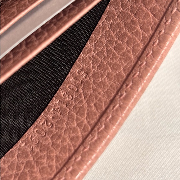 Gorgeous Gucci Small Interlocking Bag Pink - Picture 14 of 16